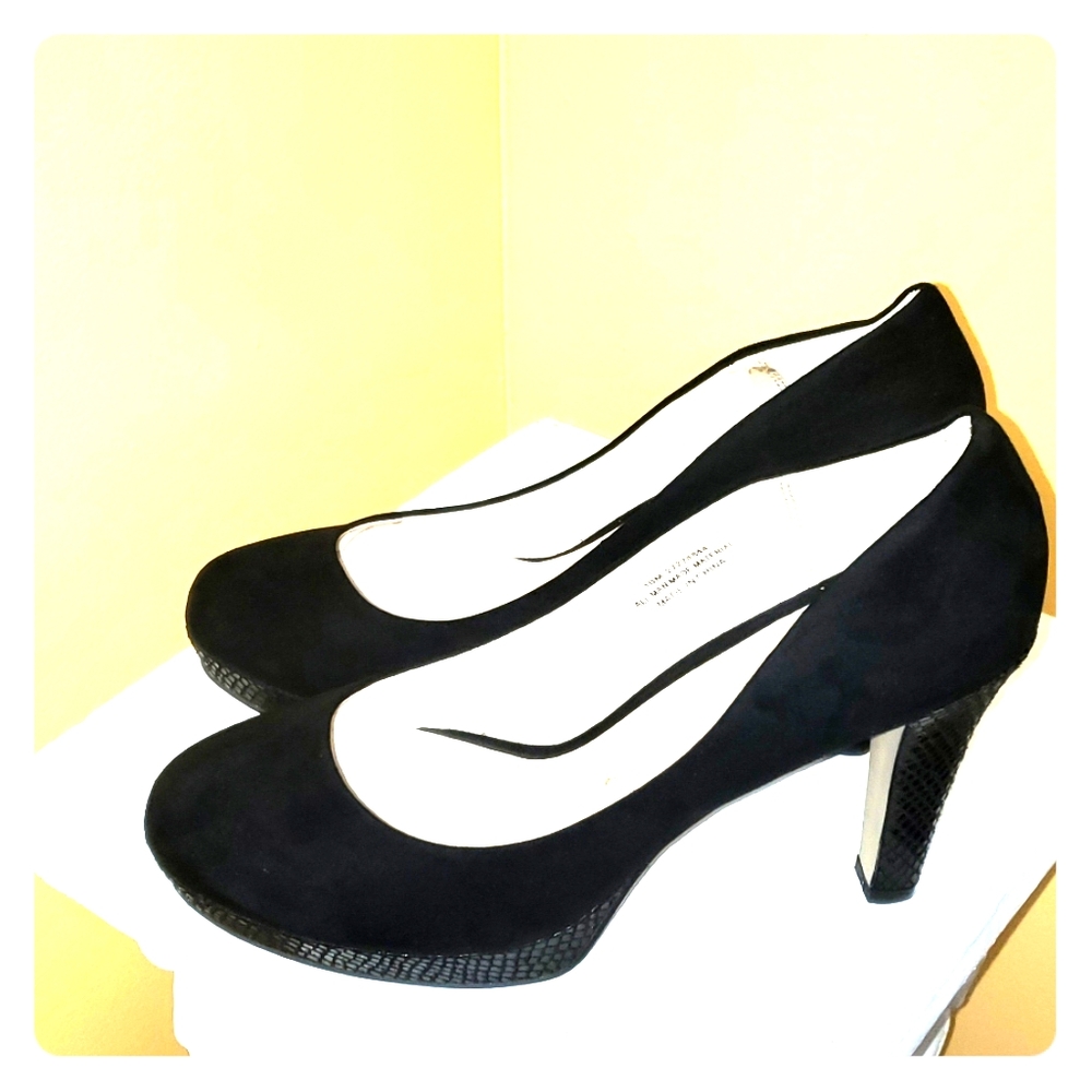 Black shoe